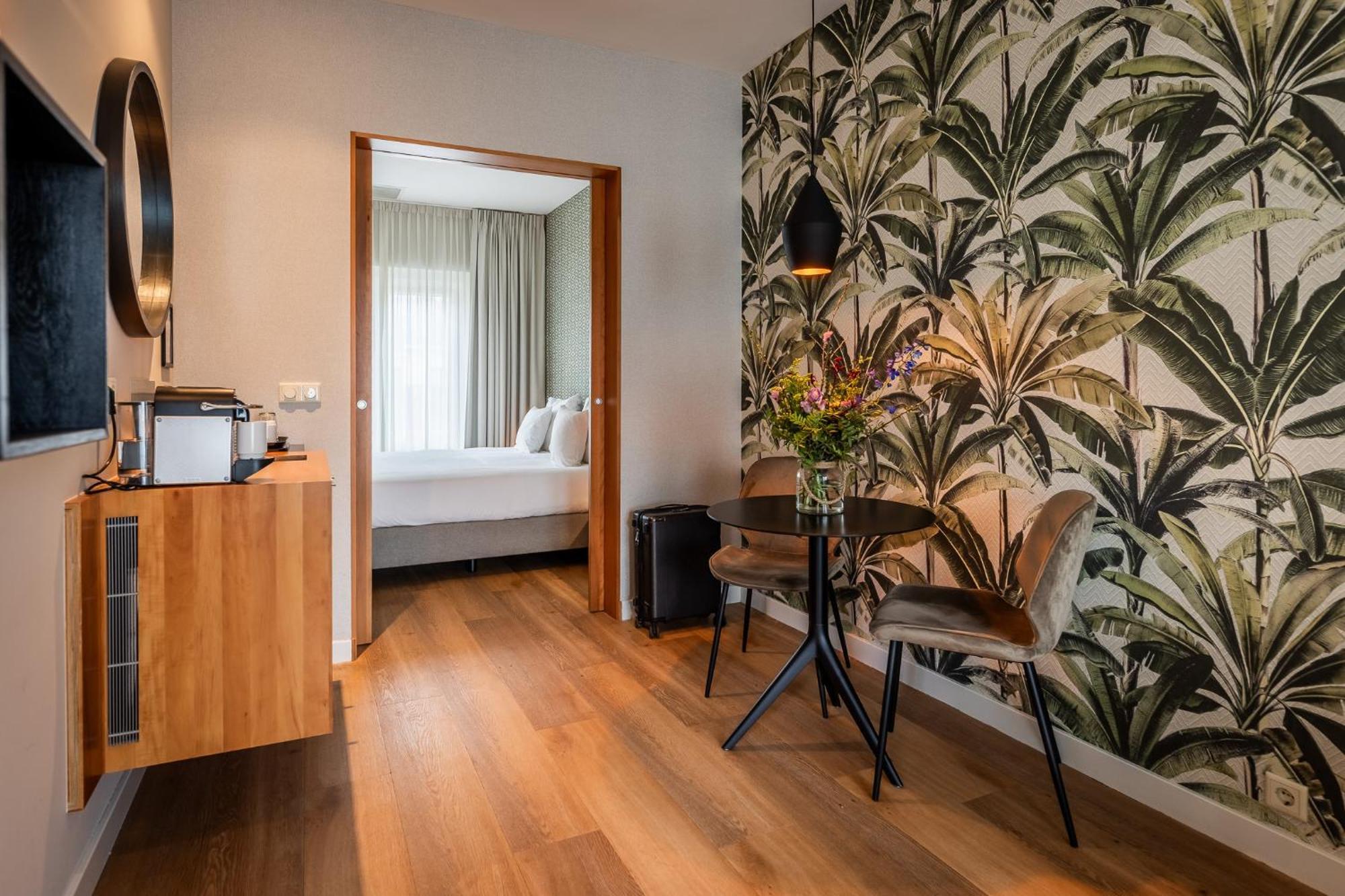 Deluxe Suite,1588067072:JPEG